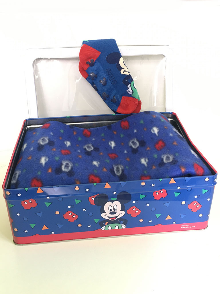 Κουβερτάκι fleece και καλτσάκια Mickey σε κουτάκι